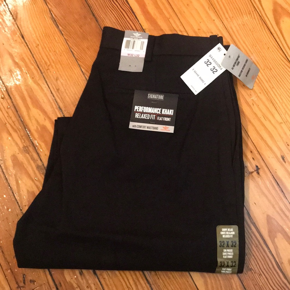 32x32 Black Mens khakis